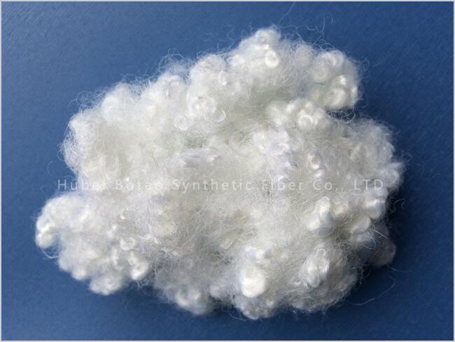 PET staple fibers for thermal and filling industry
