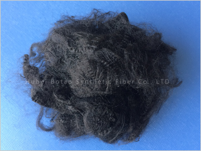 Flame retardant polyester staple fibers