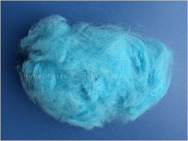 Colored polyethylene staple fibers