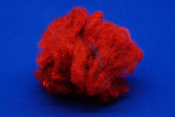 PET staple fibers for needled carpet