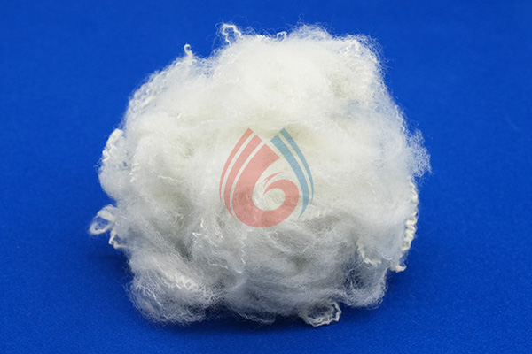 PET staple fibers for spinning
