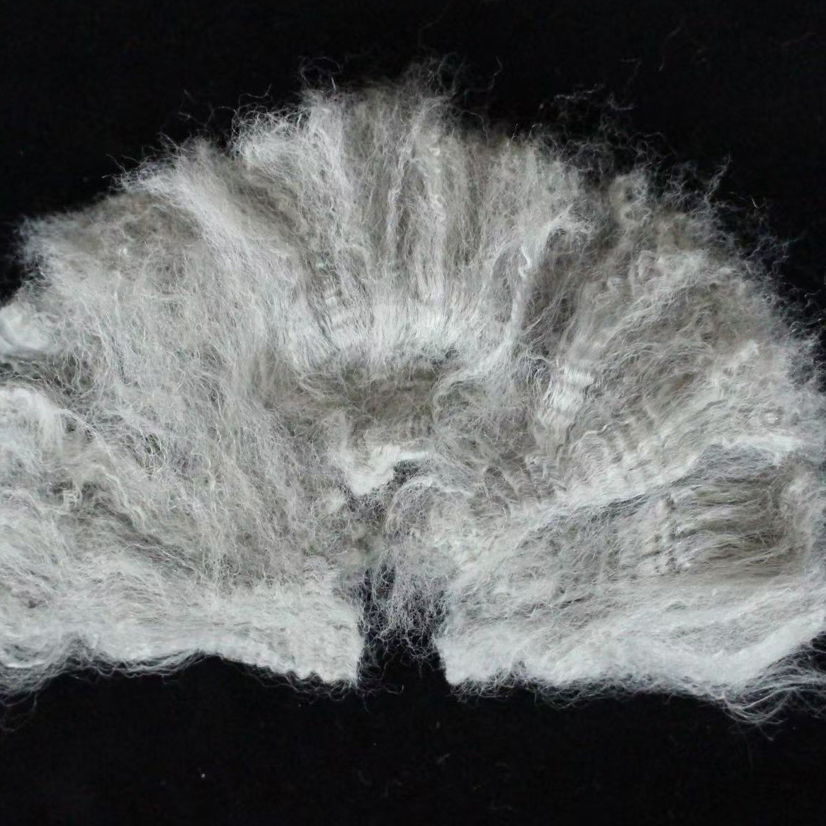 PET staple fibers for needled carpet